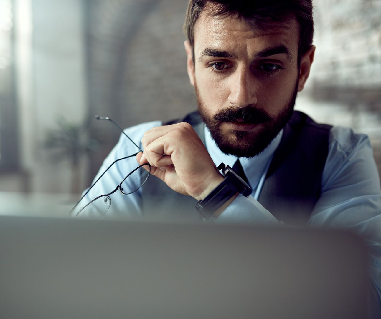 ABEP-TIC alerta órgãos públicos sobre golpes com falsa identidade de executivos no Microsoft 365