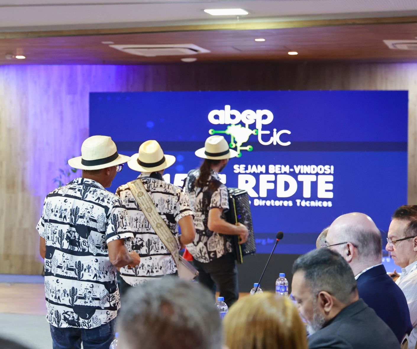 152ª RDTE da ABEP-TIC reúne representantes de 24 estados em Aracaju e reforça integração entre empresas públicas de TIC